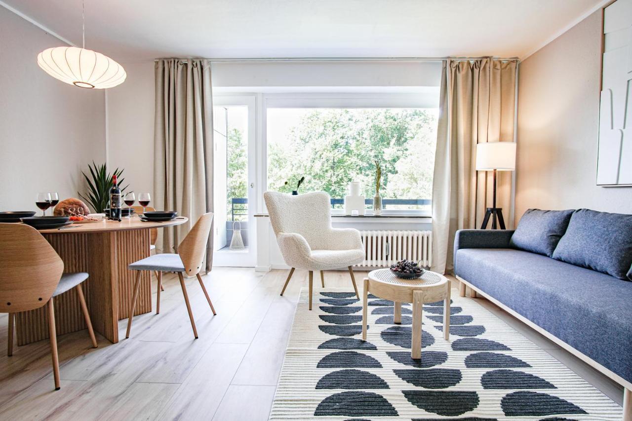 Homefy Feel-good - Own Parking, Balcony And Garden *